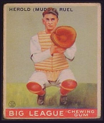 1933 Goudey #18 Herold (Muddy) Ruel St. Louis Browns - Front