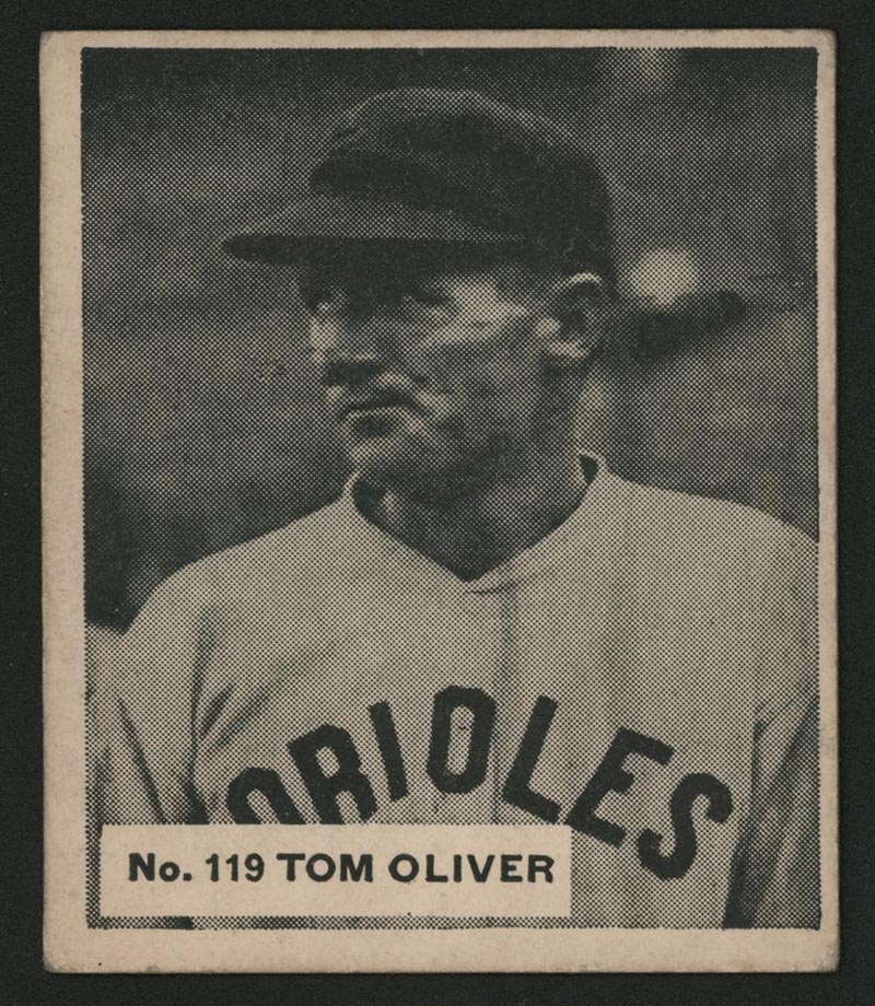 1936 V355 World Wide Gum #119 Tom Oliver Toronto Leafs - Front