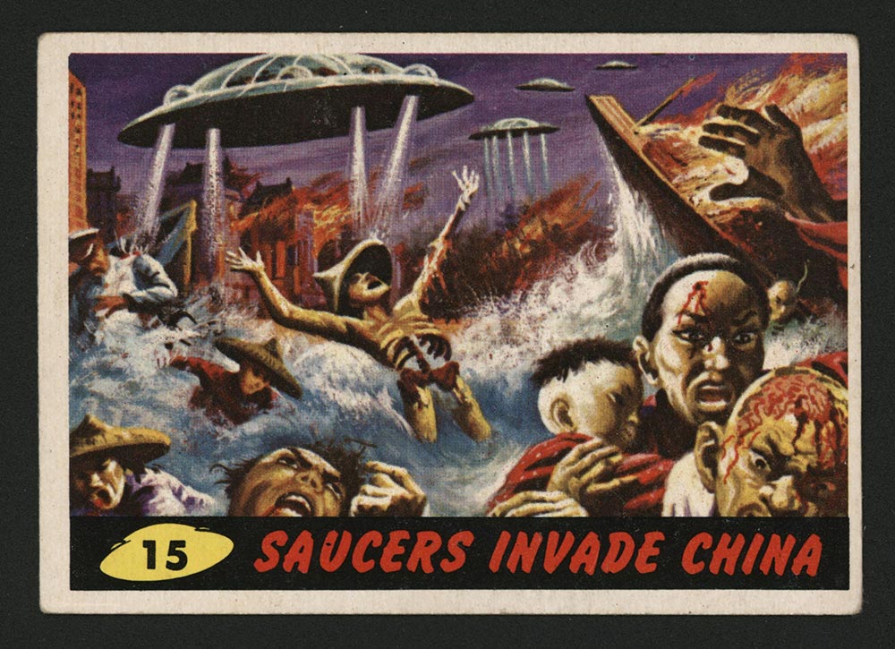 1962 Topps Mars Attacks #15 Saucers Invade China - Front