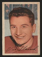 1953-1954 Parkhurst #39 Vic Stasiuk Detroit Red Wings - Front