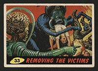 1962 Topps Mars Attacks #33 Removing the Victims - Front